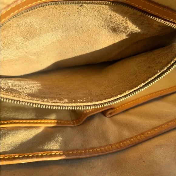 Louis Vuitton Rivoli Monogram Handbag - Picture 14 of 16